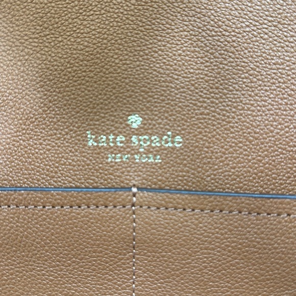 Kate Spade bucket purse with 2 front pockets. Tan leather. New W/O tags - Picture 14 of 14